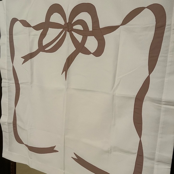 Pique Appliqué Ribbon Design, Sample - Picture 2 of 6